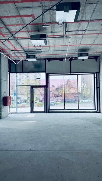 Spatiu comercial imobil nou Sebastian- Razoare.