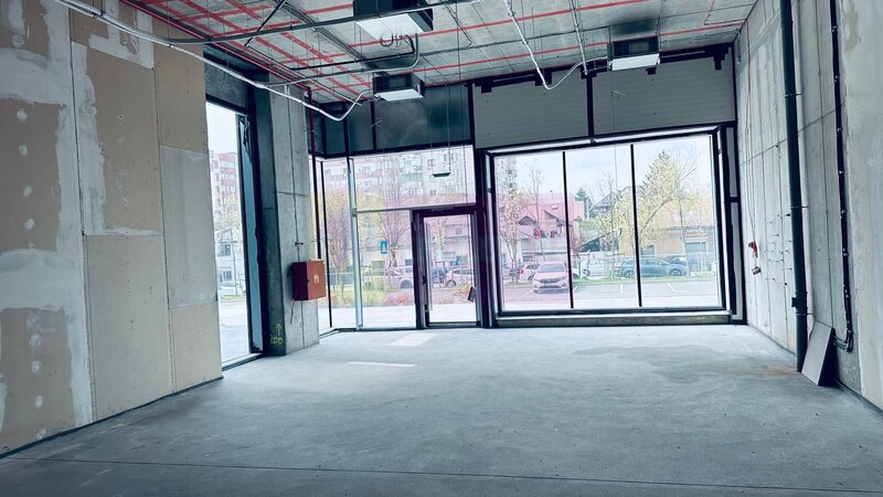 Spatiu comercial imobil nou Sebastian- Razoare.