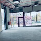 Spatiu comercial imobil nou Sebastian- Razoare